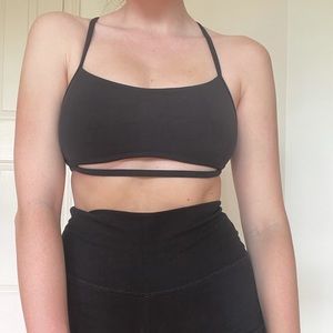 Lululemon sports bra